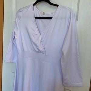 Woman’s knit maxi dress. XL white, wrap style top